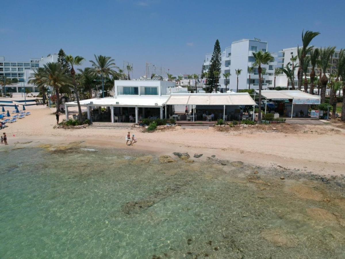 Karousos Beach Rooms 아이아 나파 외부 사진