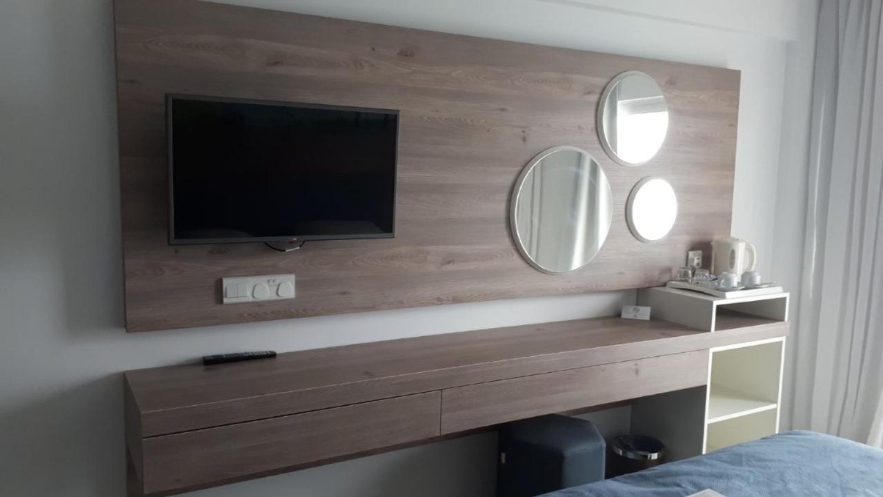 Karousos Beach Rooms 아이아 나파 외부 사진